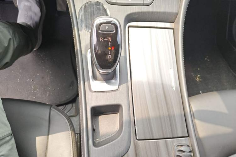 Used Buick LaCrosse 2021 652T Luxury Model Gear Lever