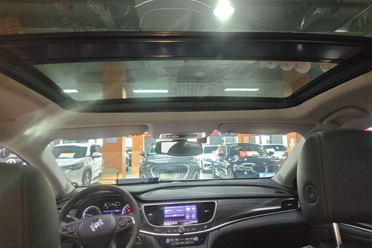 Used Buick LaCrosse 2021 652T Luxury Model Headliner