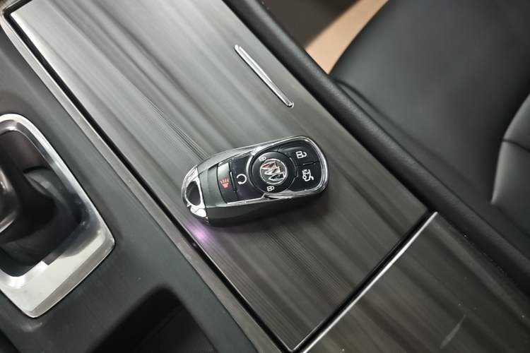 Used Buick LaCrosse 2021 652T Luxury Model Interior 1