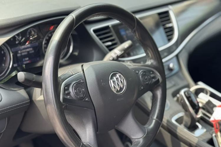 Used Buick LaCrosse 2021 652T Luxury Model Interior 1
