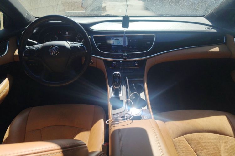 Used Buick LaCrosse 2021 652T Premium Edition Interior 2
