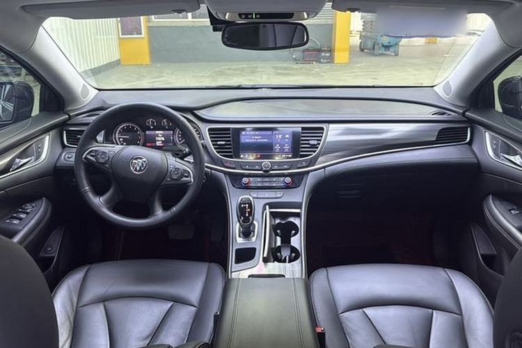 Used Buick LaCrosse 2021 652T Luxury Model Interior 2