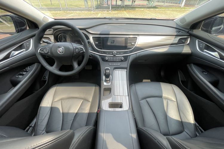 Used Buick LaCrosse 2021 652T Luxury Model Interior 3