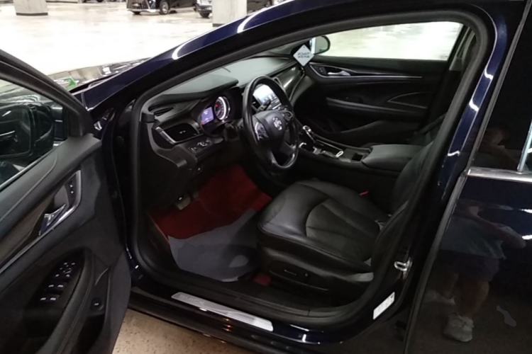 Used Buick LaCrosse 2021 552T Luxury Version Left Front Seat