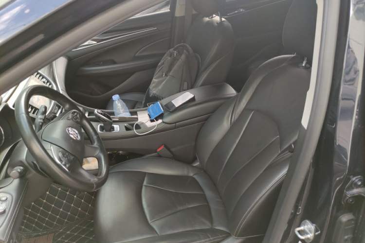 Used Buick LaCrosse 2021 552T Luxury Version Left Front Seat