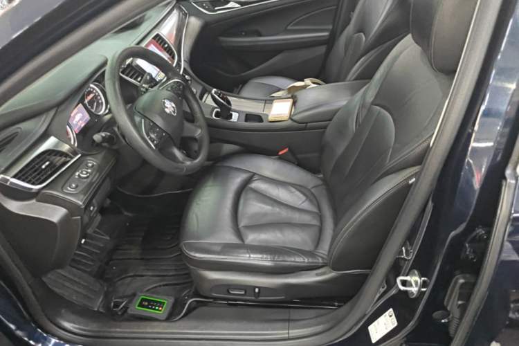 Used Buick LaCrosse 2021 552T Luxury Version Left Front Seat