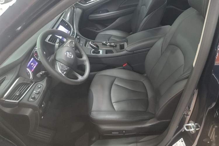 Used Buick LaCrosse 2021 652T Luxury Model Left Front Seat