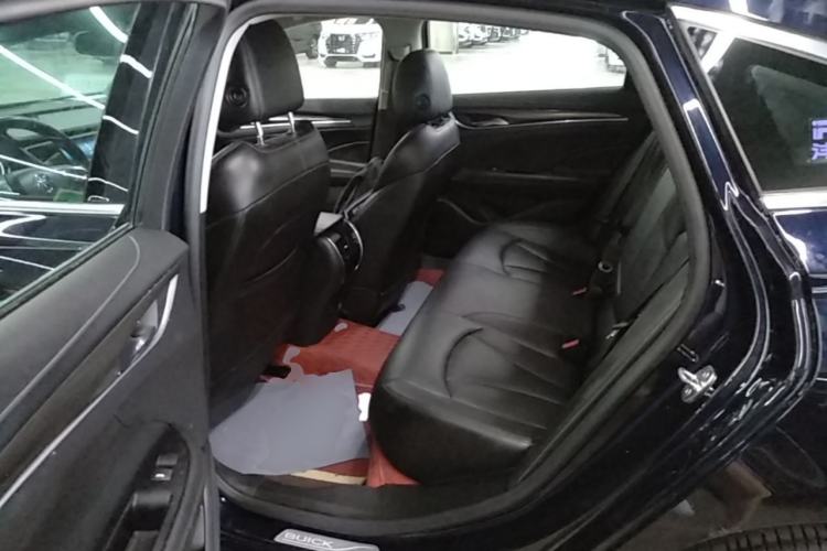 Used Buick LaCrosse 2021 552T Luxury Version Left Rear Seat