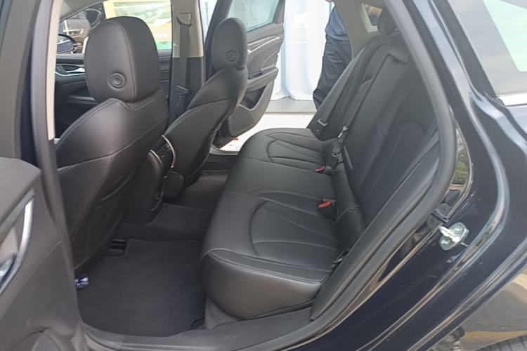 Used Buick LaCrosse 2021 552T Luxury Version Left Rear Seat