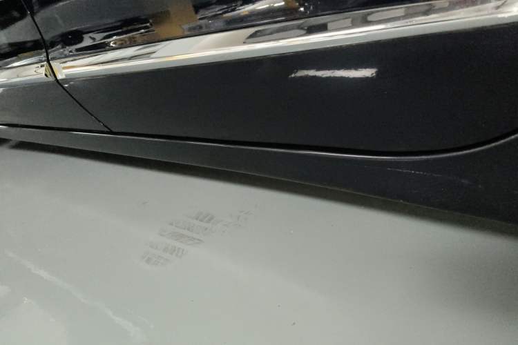 Used Buick LaCrosse 2021 652T Luxury Model Left Side Sill