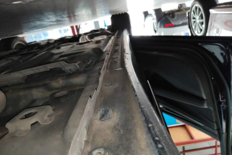 Used Buick LaCrosse 2021 652T Luxury Model Left Side Sill