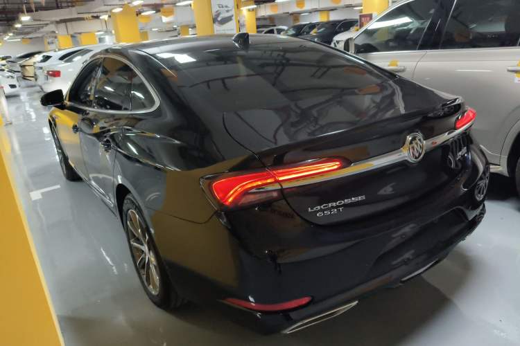 Used Buick LaCrosse 2021 652T Luxury Model Rear Left 45 Deg
