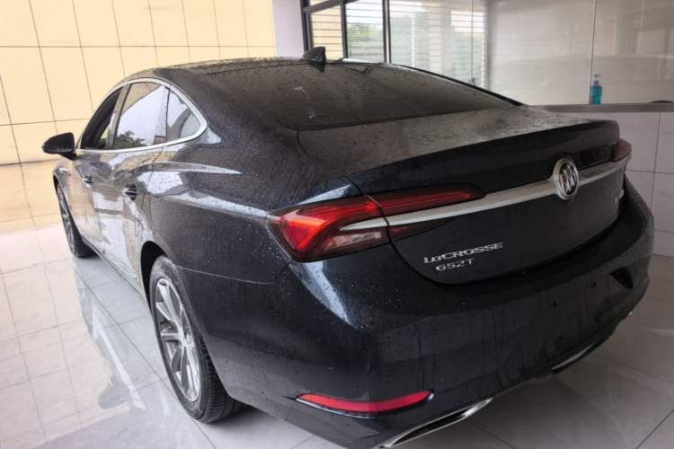 Used Buick LaCrosse 2021 652T Luxury Model Rear Left 45 Deg
