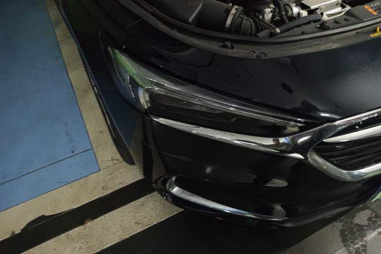 Used Buick LaCrosse 2021 552T Luxury Version Right Front Headlight