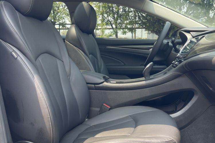 Used Buick LaCrosse 2021 652T Luxury Model Right Front Seat