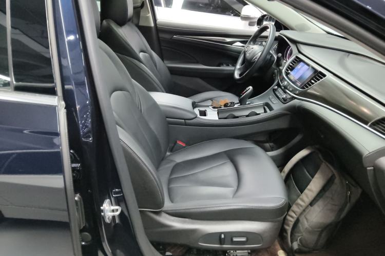 Used Buick LaCrosse 2021 652T Luxury Model Right Front Seat