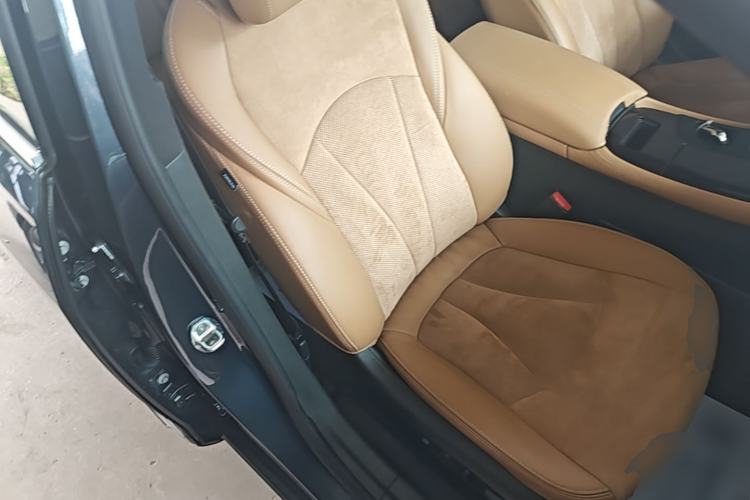 Used Buick LaCrosse 2021 652T Premium Edition Right Front Seat