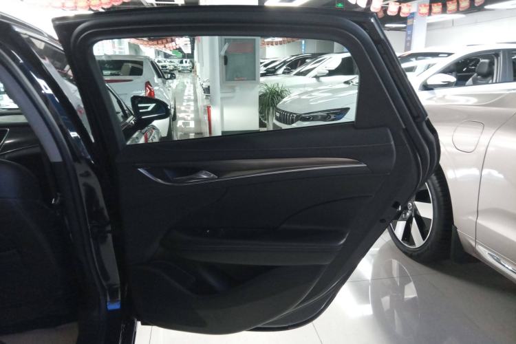 Used Buick LaCrosse 2021 652T Luxury Model Right Rear Door Interior