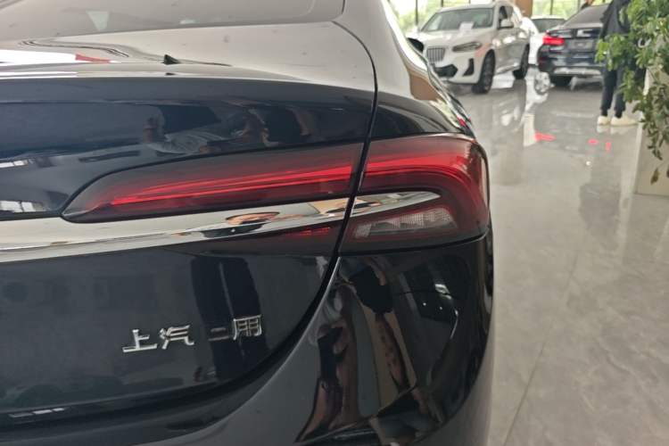 Used Buick LaCrosse 2021 652T Luxury Model Right Rear Taillight