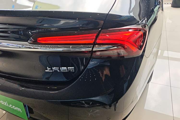 Used Buick LaCrosse 2021 652T Luxury Model Right Rear Taillight