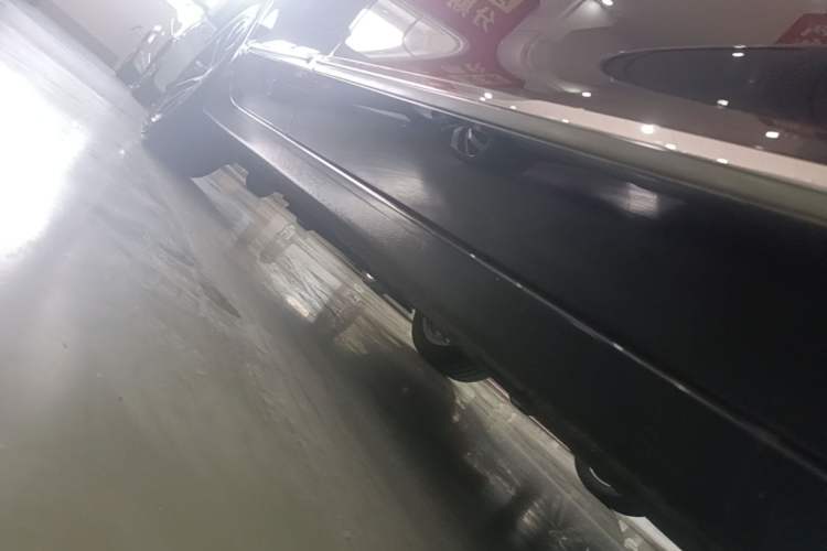 Used Buick LaCrosse 2021 652T Luxury Model Right Side Sill