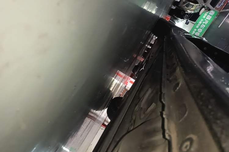 Used Buick LaCrosse 2021 652T Luxury Model Right Side Sill