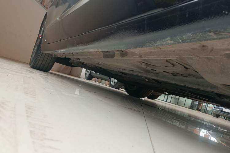 Used Buick LaCrosse 2021 652T Luxury Model Right Side Sill