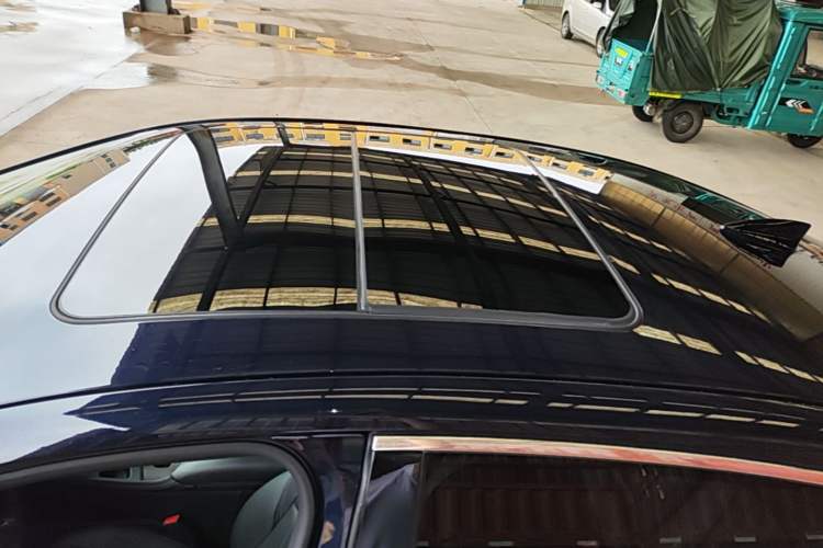 Used Buick LaCrosse 2021 552T Luxury Version Roof
