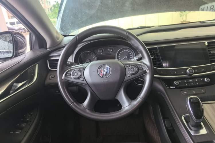 Used Buick LaCrosse 2021 652T Luxury Model Steering Wheel