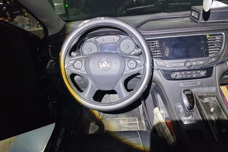 Used Buick LaCrosse 2021 552T Luxury Version Steering Wheel