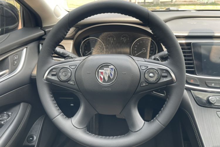 Used Buick LaCrosse 2021 652T Luxury Model Steering Wheel