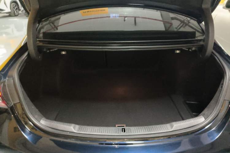Used Buick LaCrosse 2021 652T Luxury Model Trunk