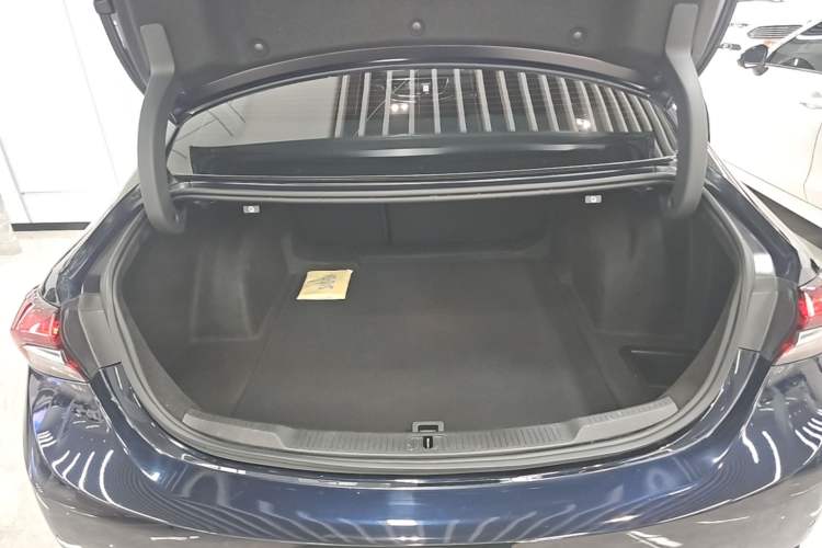 Used Buick LaCrosse 2021 652T Luxury Model Trunk