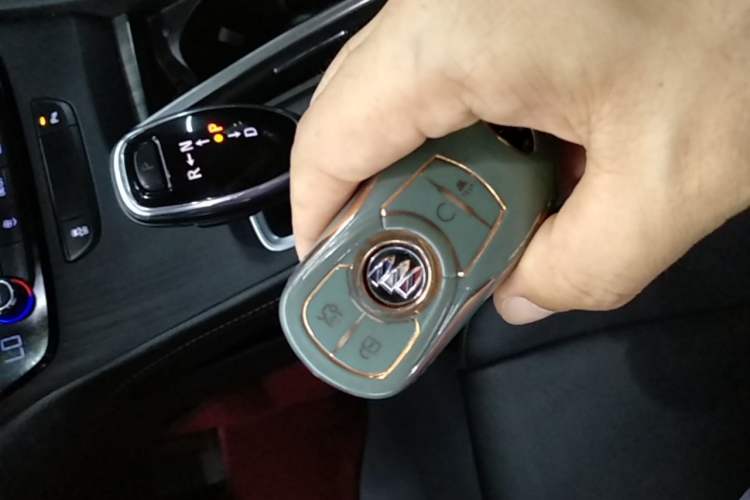 Used Buick LaCrosse 2021 552T Luxury Version Vehicle Key