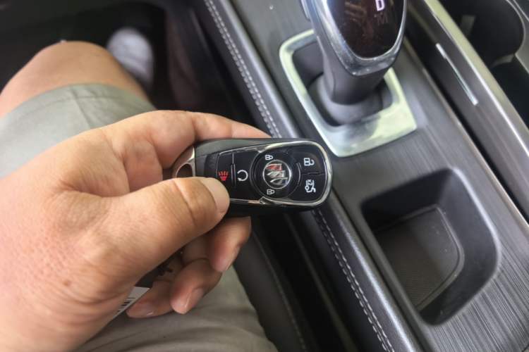 Used Buick LaCrosse 2021 652T Luxury Model Vehicle Key
