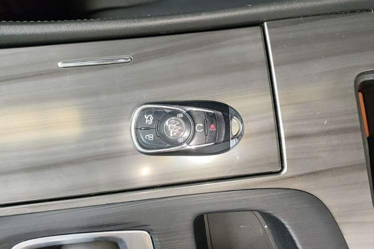 Used Buick LaCrosse 2021 552T Luxury Version Vehicle Key