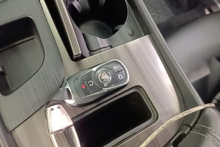 Used Buick LaCrosse 2021 652T Luxury Model Vehicle Key
