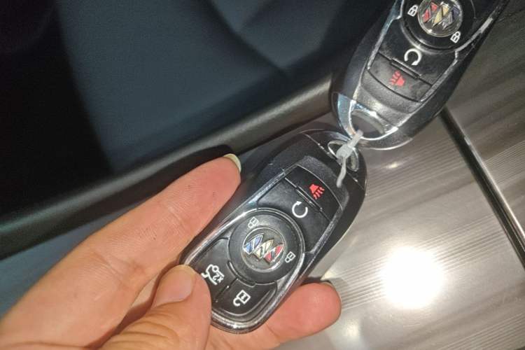 Used Buick LaCrosse 2021 652T Luxury Model Vehicle Key