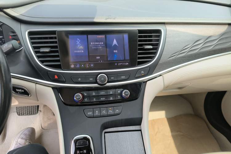Used Buick LaCrosse 2021 Avenir Avia First-Edition Model Audio And AC Panel