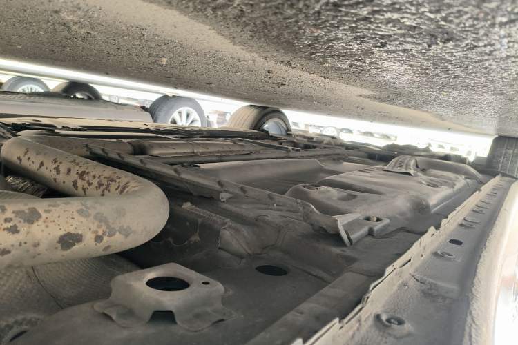 Used Buick LaCrosse 2021 Avenir Avia First-Edition Model Chassis Rear Left