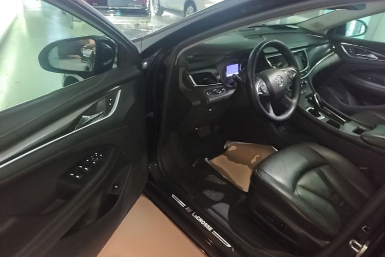 Used Buick LaCrosse 2021 652T Luxury Model Driver Seat