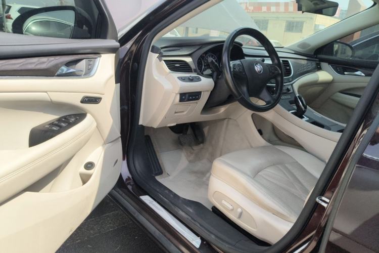 Used Buick LaCrosse 2021 Avenir Avia First-Edition Model Driver Seat