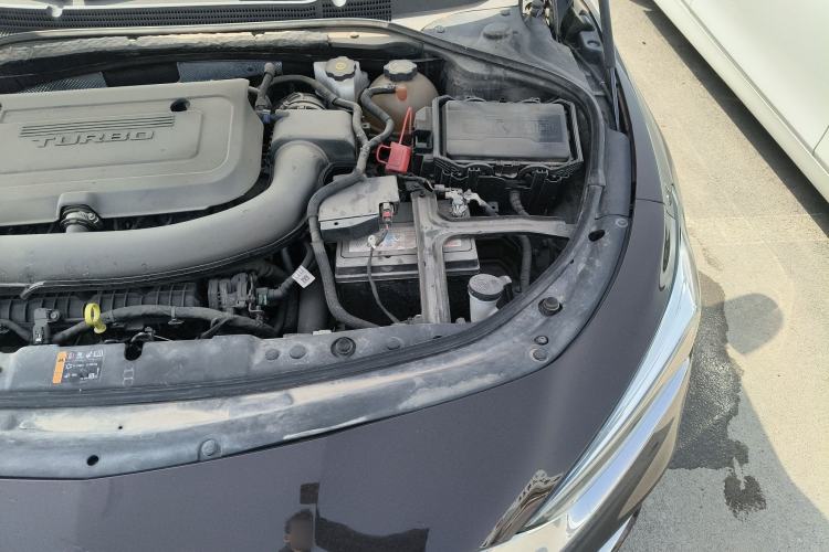 Used Buick LaCrosse 2021 Avenir Avia First-Edition Model Engine Bay Left