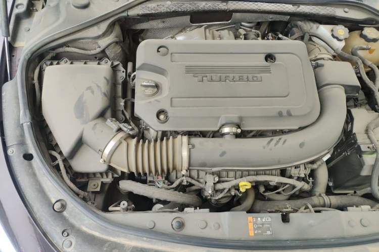 Used Buick LaCrosse 2021 Avenir Avia First-Edition Model Engine Bay Right