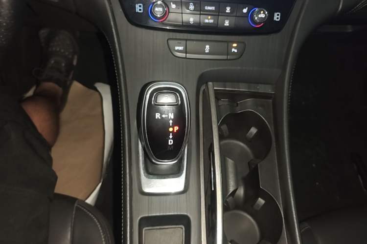 Used Buick LaCrosse 2021 652T Luxury Model Gear Lever
