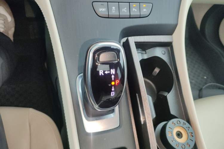 Used Buick LaCrosse 2021 Avenir Avia First-Edition Model Gear Lever