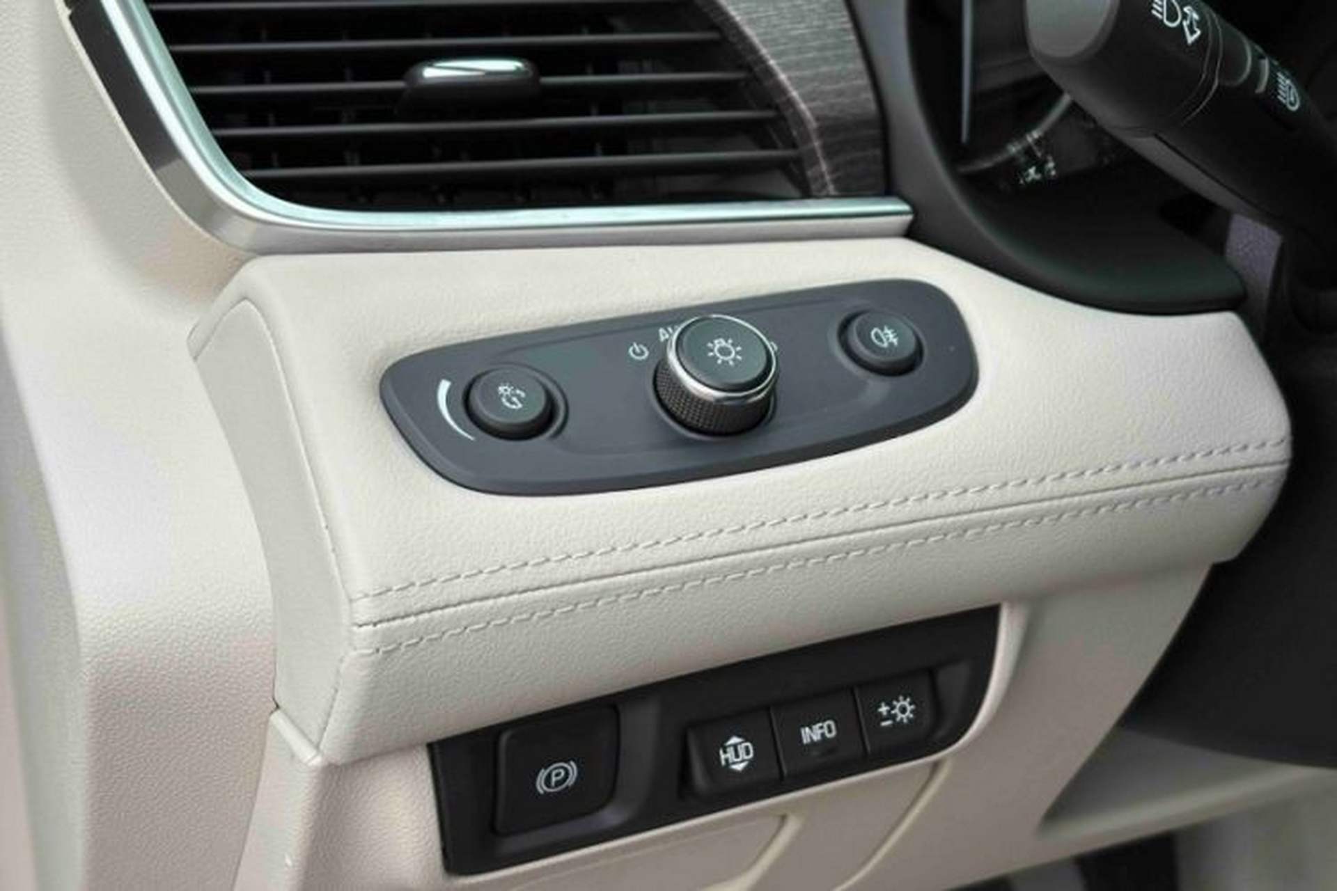 Used Buick LaCrosse 2021 Avenir Aivia Flagship Model Interior 8