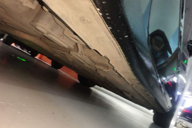 Used Buick LaCrosse 2021 652T Luxury Model Right Side Sill