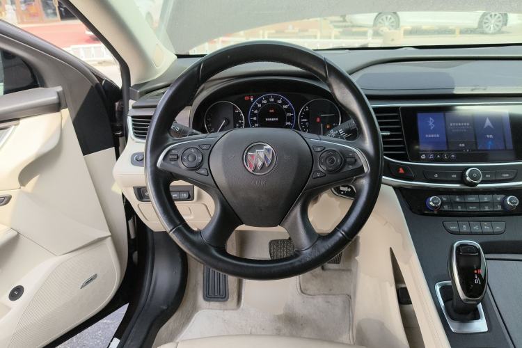 Used Buick LaCrosse 2021 Avenir Avia First-Edition Model Steering Wheel