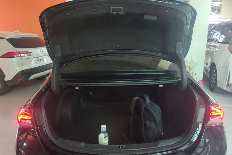 Used Buick LaCrosse 2021 652T Luxury Model Trunk